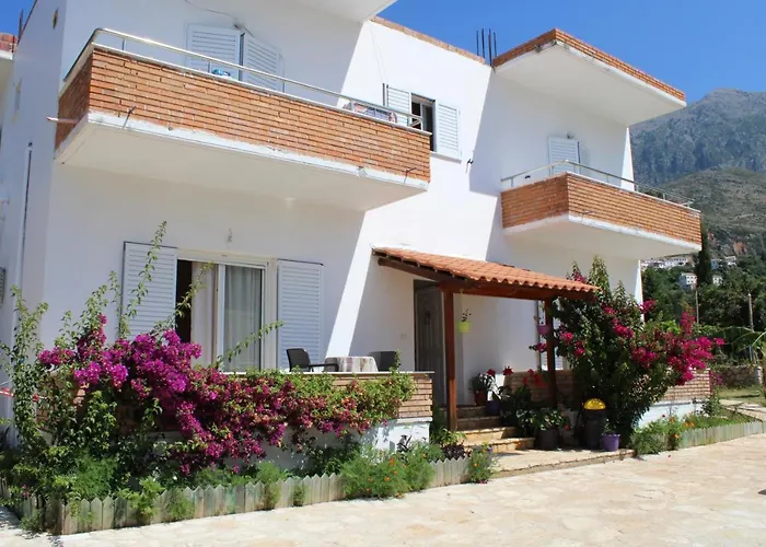 Penelope 2 3* Dhermi